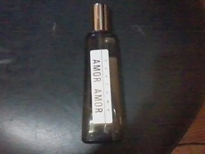 Essencia Perfume Amor Amor