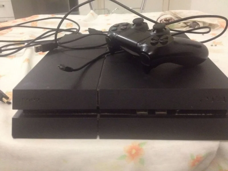 Vendo PS4