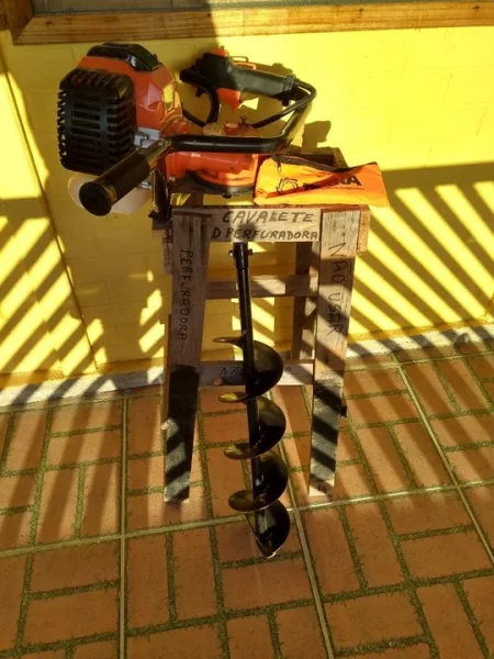 Perfuradora de Solo
