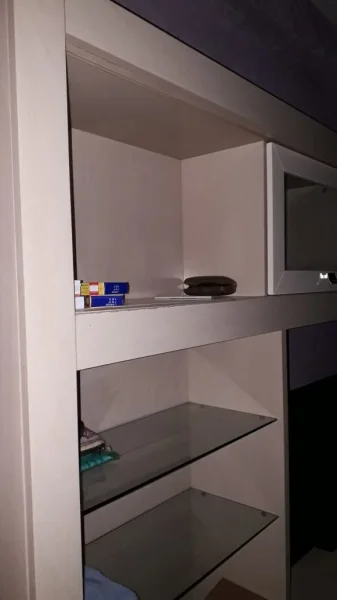 Estante de Sala
