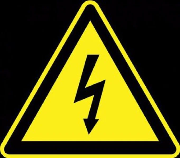Serviços : Elétricista , Encanador Etc