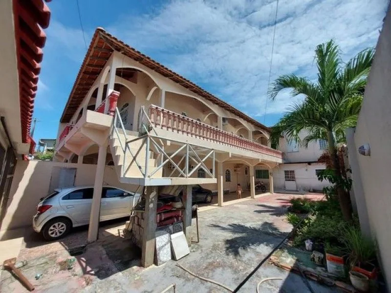 Casa com 8 Dormitórios à Venda, 500 m2 por RS 400.000,00 - Novo Israel - Manaus-am