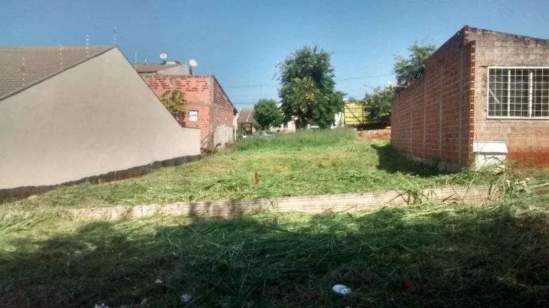 Vendo Terreno no Jd. Monte Rei em Maringá PR