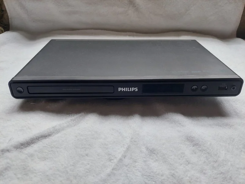 Precisa de Peças Pada DVD