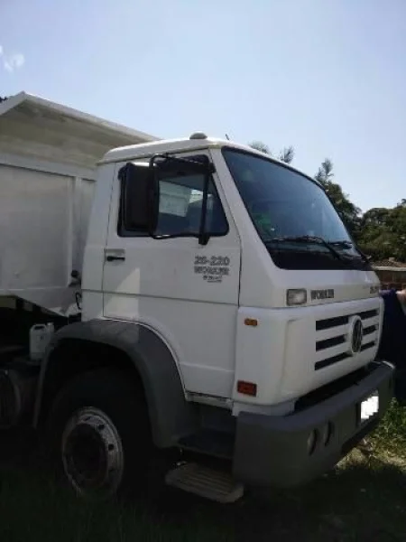 Vende SE Caminhão Wolkswagem