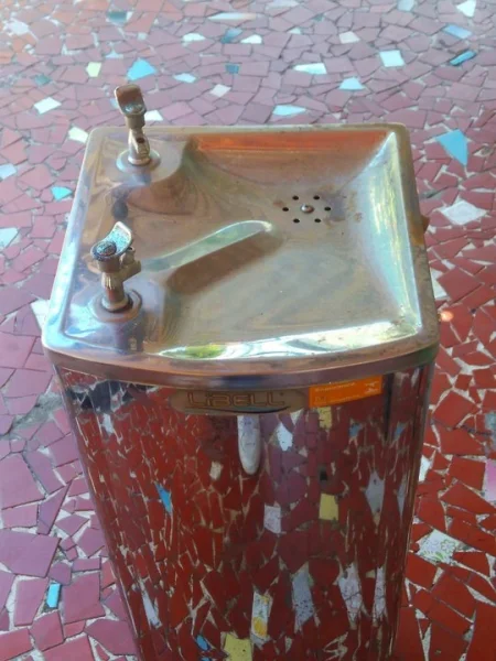 Vende-se Bebedouro