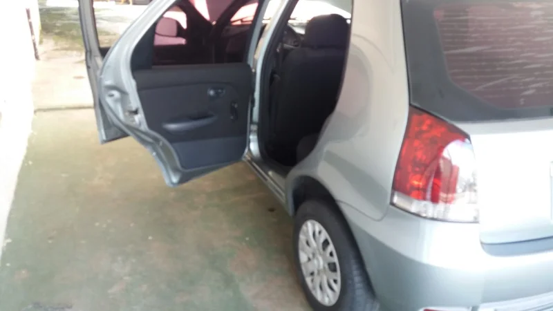 Fiat Palio Fire 1.0 8v (flex) 4p 2013