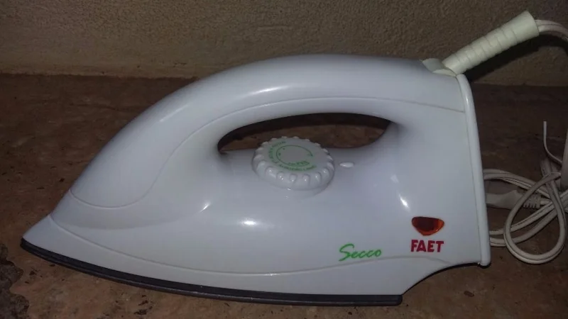 Ferro de Passar (faet Secco)