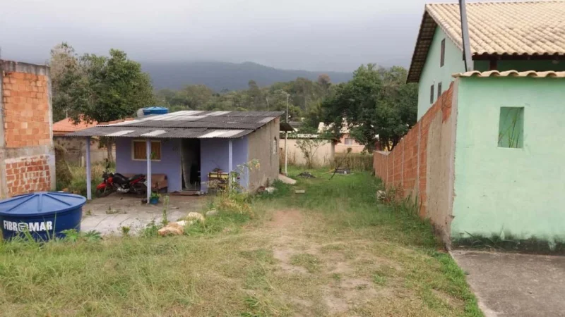 Vendo Terreno Maricá com Benfeitoria