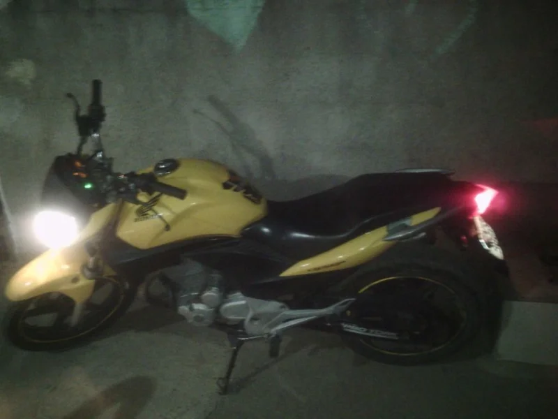 Moto CB 300 Honda Moto Completa