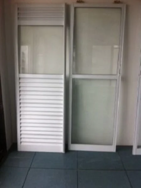 Esquadria de Alumínio Seminova