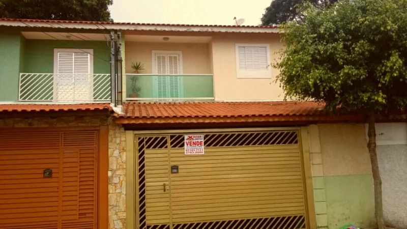 Sobrado à Venda