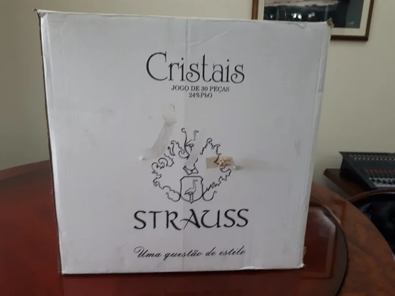 Jogo de Copos Strauss