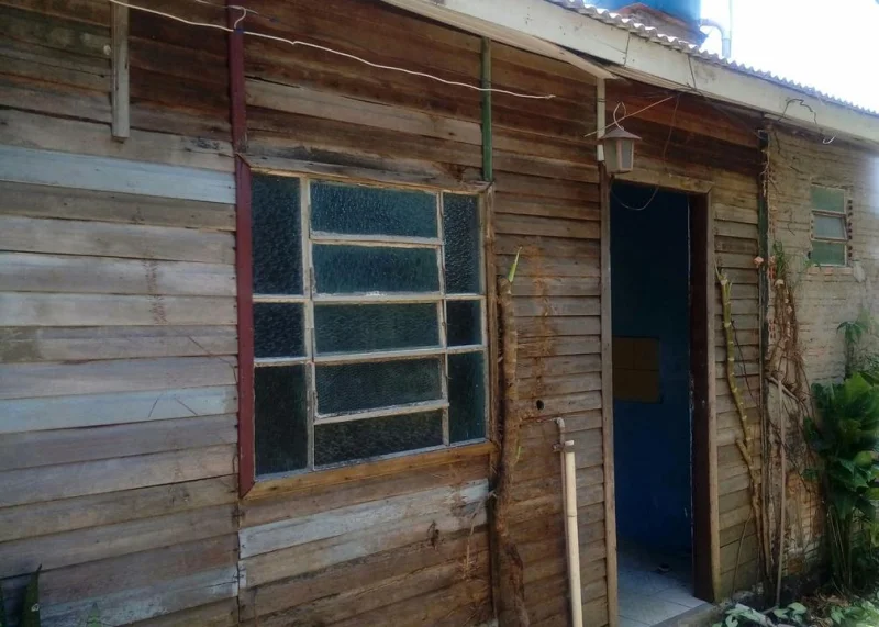 Casa de 3 Peças Agua e Luz Incluso