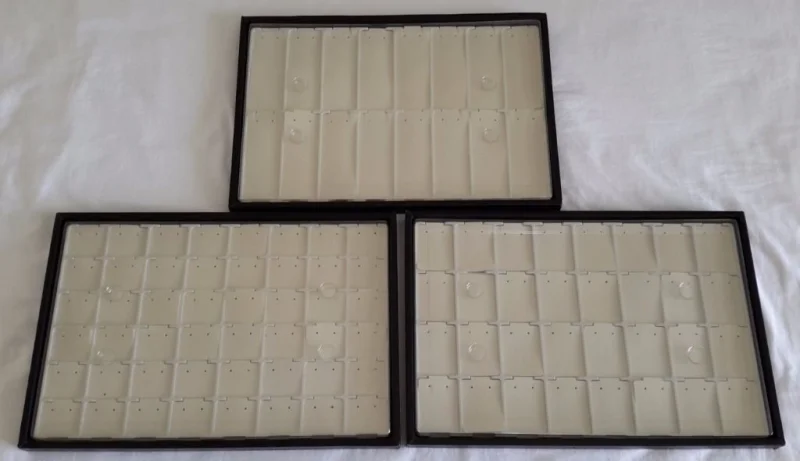 Bandeja para Brincos Kit com 3 em ótimo Estado