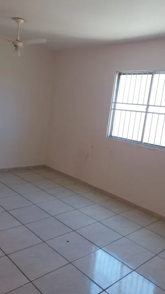 Apartamento 2 Dormitorios com Gragem Condominio Souza Queiroz - 1.100