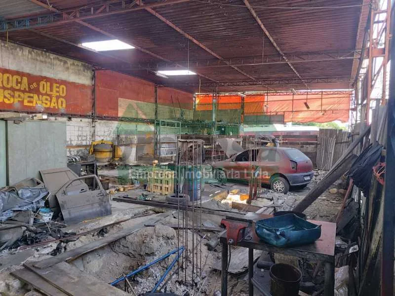 Aluga-se Imóvel Comercial Que Pode Ser Usado Como Ponto ou Galpão em ótima área Comercial no Betânia