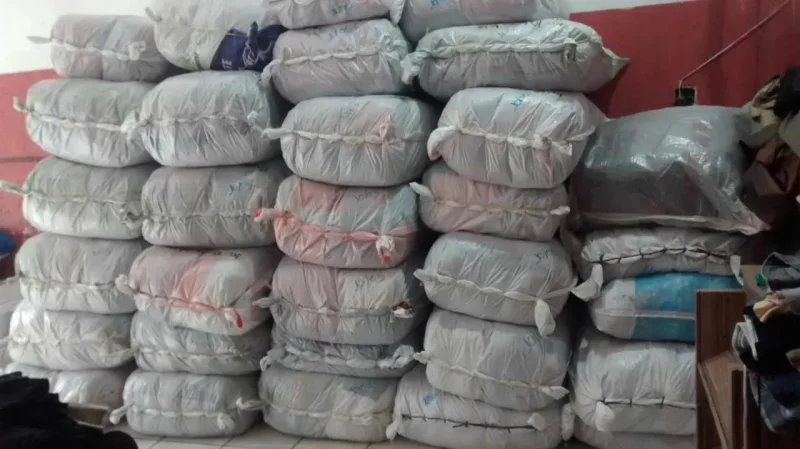 Alternativa Moda Fornecedora de Roupas Usadas para Brechós
