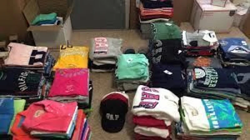 Pagando Caro as Suas Roupas de Marca?