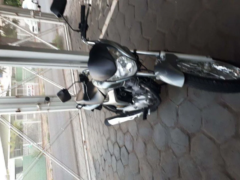 Vendo Honda Titan 150 Completa
