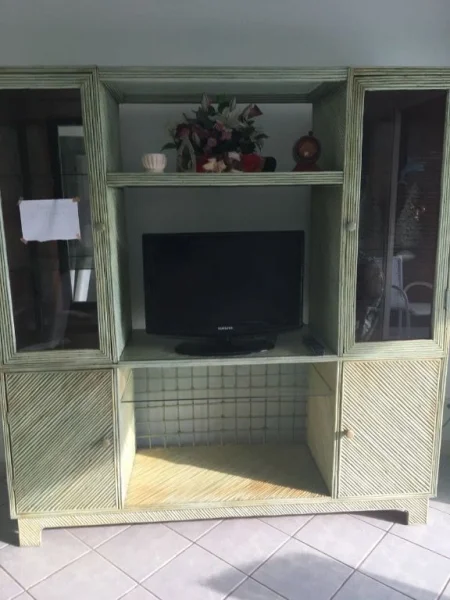 Rack Cristaleira em Rattan