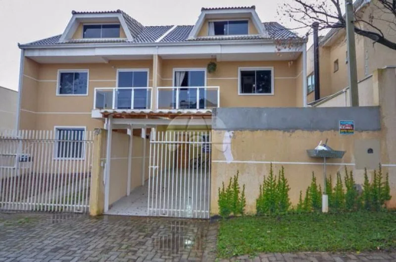 Sobrado Triplex Boqueirão
