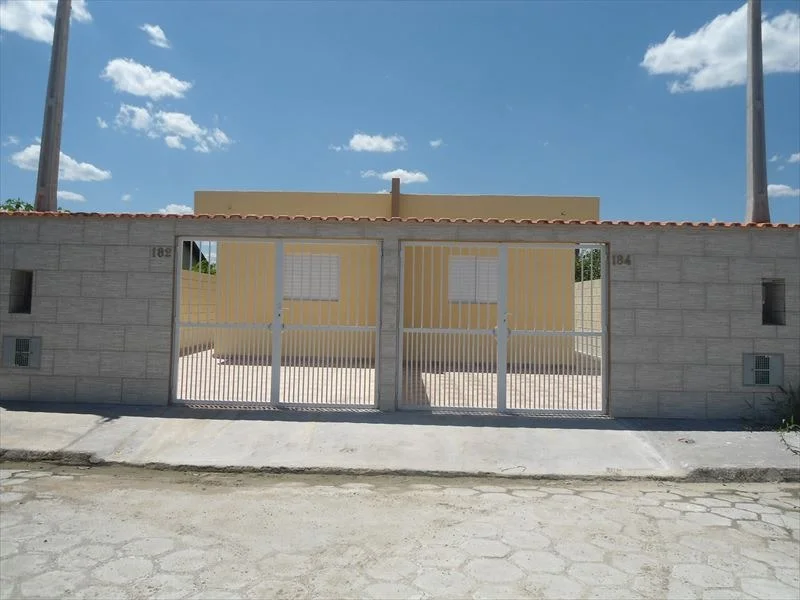 Imovel para Financiar em Itanhaém, Casa em Rua Pavimentada