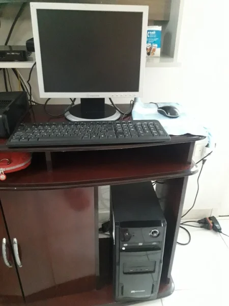 Computador e Monitor em ótimo Estado