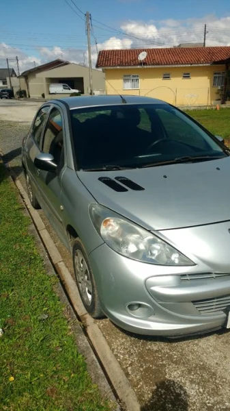 Peugeot 207 Hatch XR 1.4 8v (flex) 4p 2013