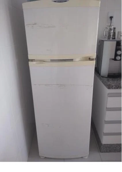 Geladeira Brastemp 330l