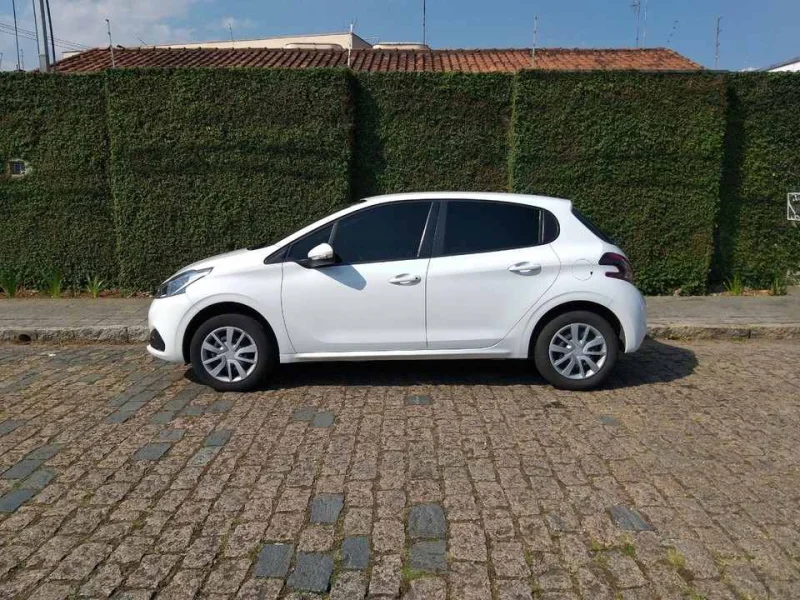 Peugeot 208 - 2018