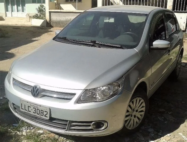 Gol 1.0 2010 Prata Completo