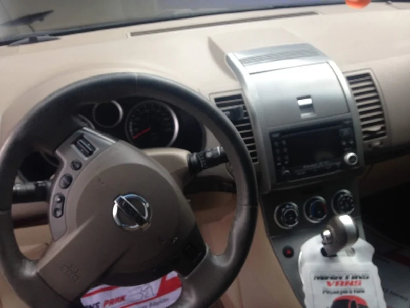 Nissan Sentra Unique 2.0 Flex 2012