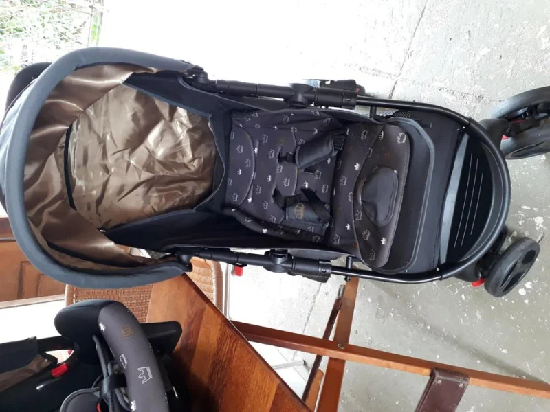 Carrinho e Bebê Conforto Cosco Travel System