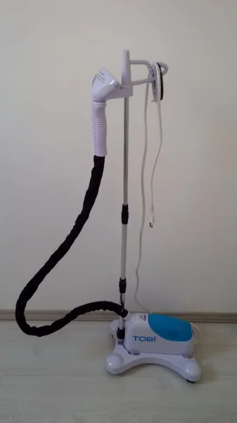 Ferro de Passar a Vapor Tobi 110v