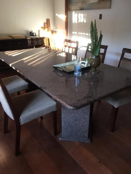 Mesa em Granito Ate 8 Lugares