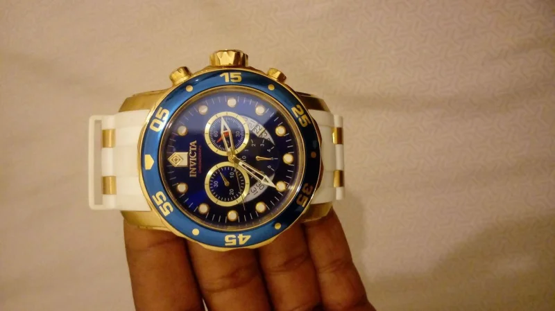 Invicta Ainda Esta na Garantia Tem Apenas um Mes de Uso!