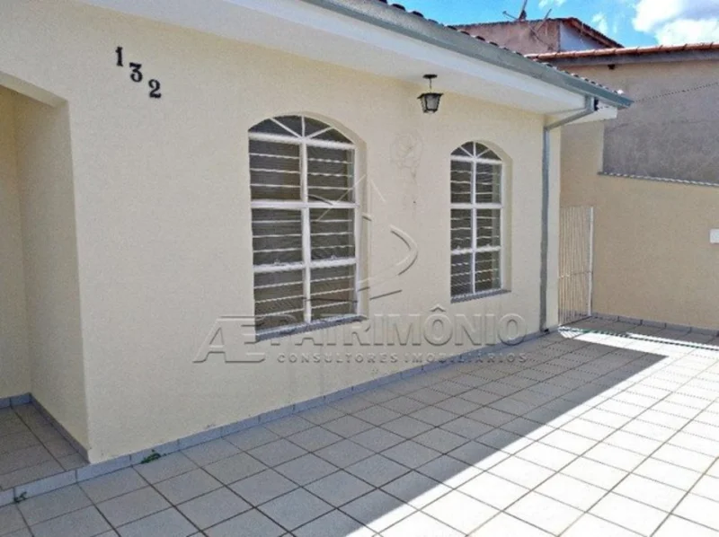 Casa Espaçosa em Votorantim no Pq. Jatai
