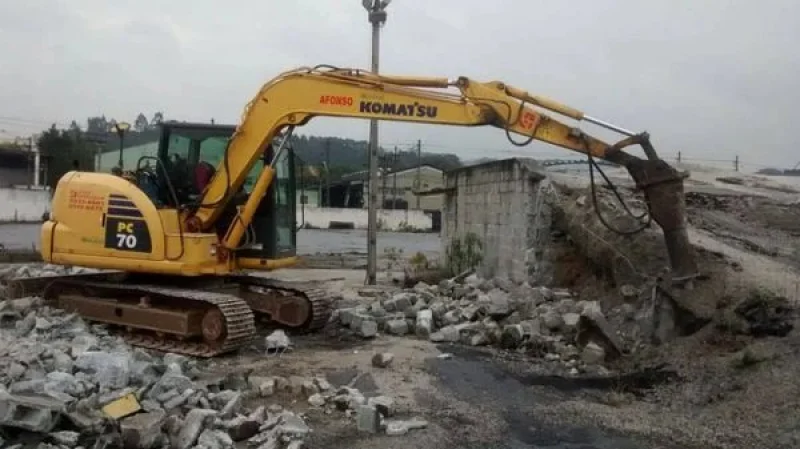 DEMOLIDORA PONTO CERTO