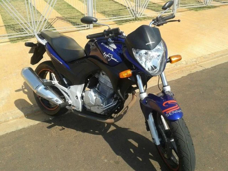 CB 300r