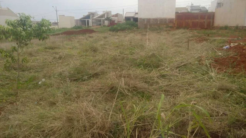 Vende SE Direito de Terreno Inteiro ou Metade – Jd Dias II