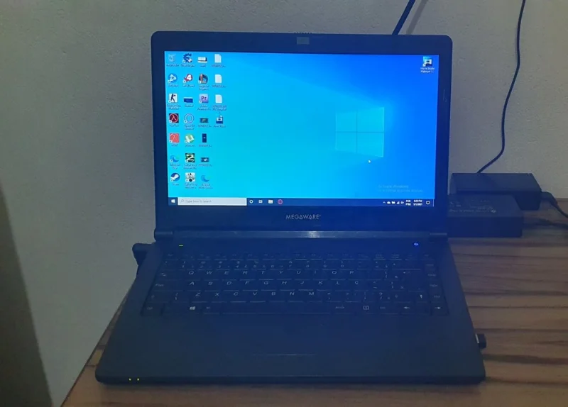 Notebook Megaware Seminovo