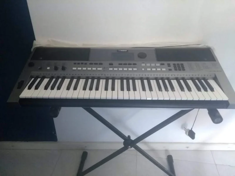 Teclado Yamaha Modelo - Pare 443