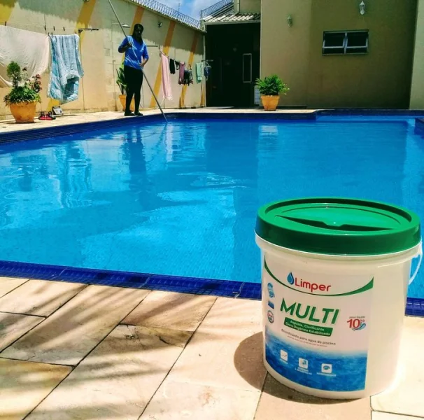 Gota Dagua Limpeza de Piscinas