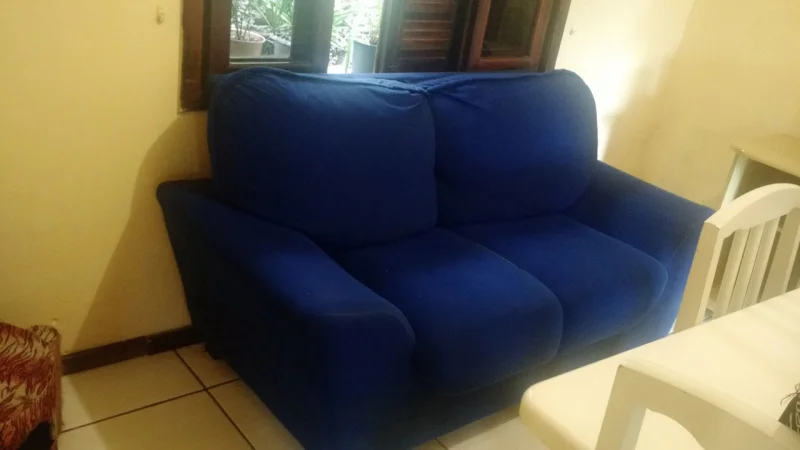 Vendo Sofá 2 Lugares em Bom Estado