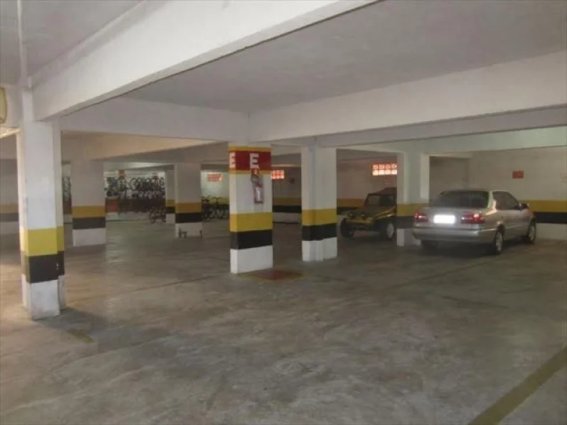 Kitão com Elevador Sacada Garagem Apenas 50 Mil de Entrada no Caiçara