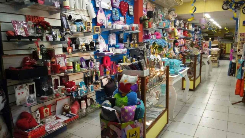 Papelaria no Bairro 25 de Agosto Porteira Fechada