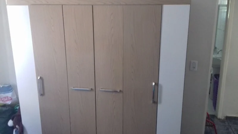 Guarda-roupa Casal em Mdf