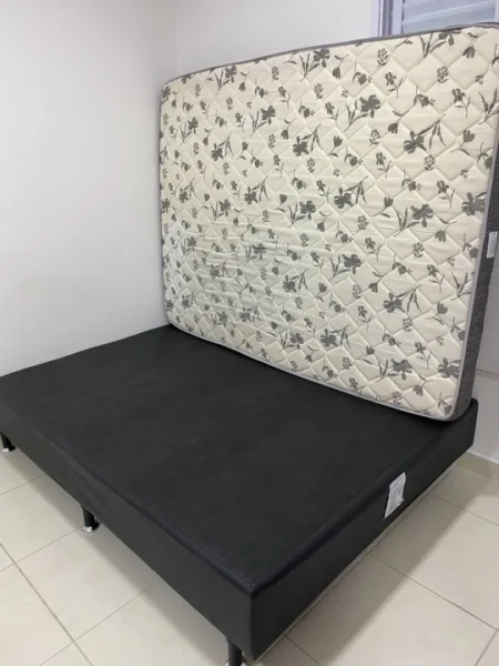 Vendo Cama de Casal
