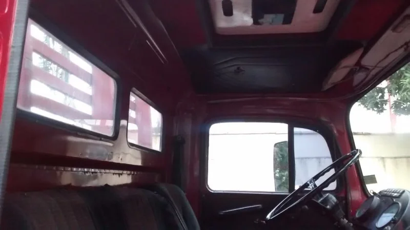 Mercedes Bens 1113 Ano 79